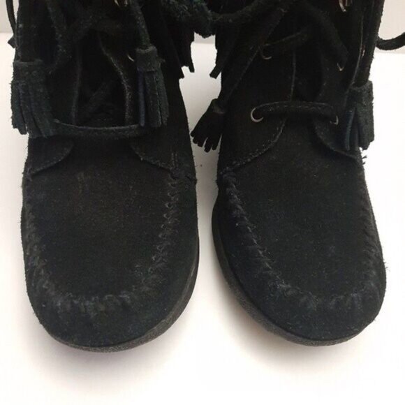 MINNETONKA Fringe Suede Lace-Up Wedge Heel Booties Black Size 6.5 - Picture 7 of 16
